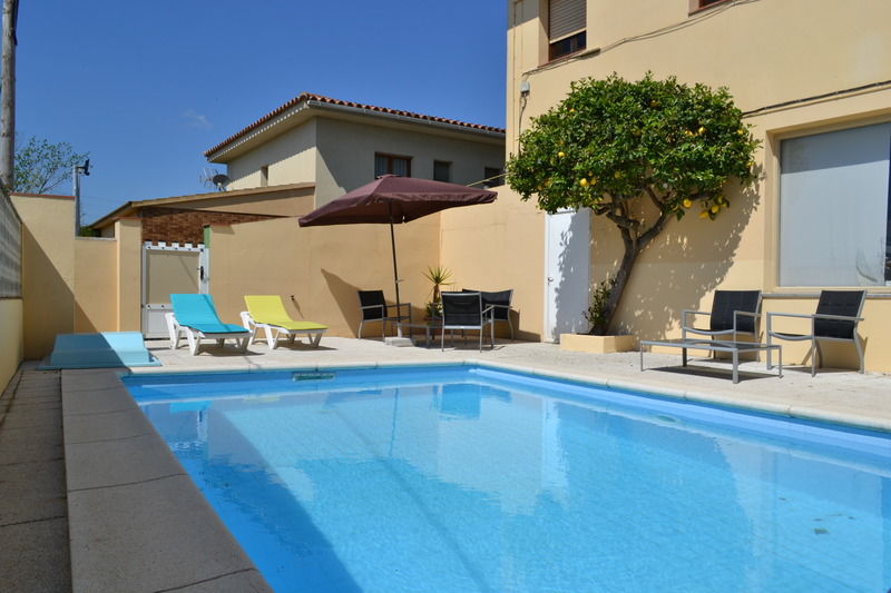 Hostal L'Esplai Viladamat Екстериор снимка